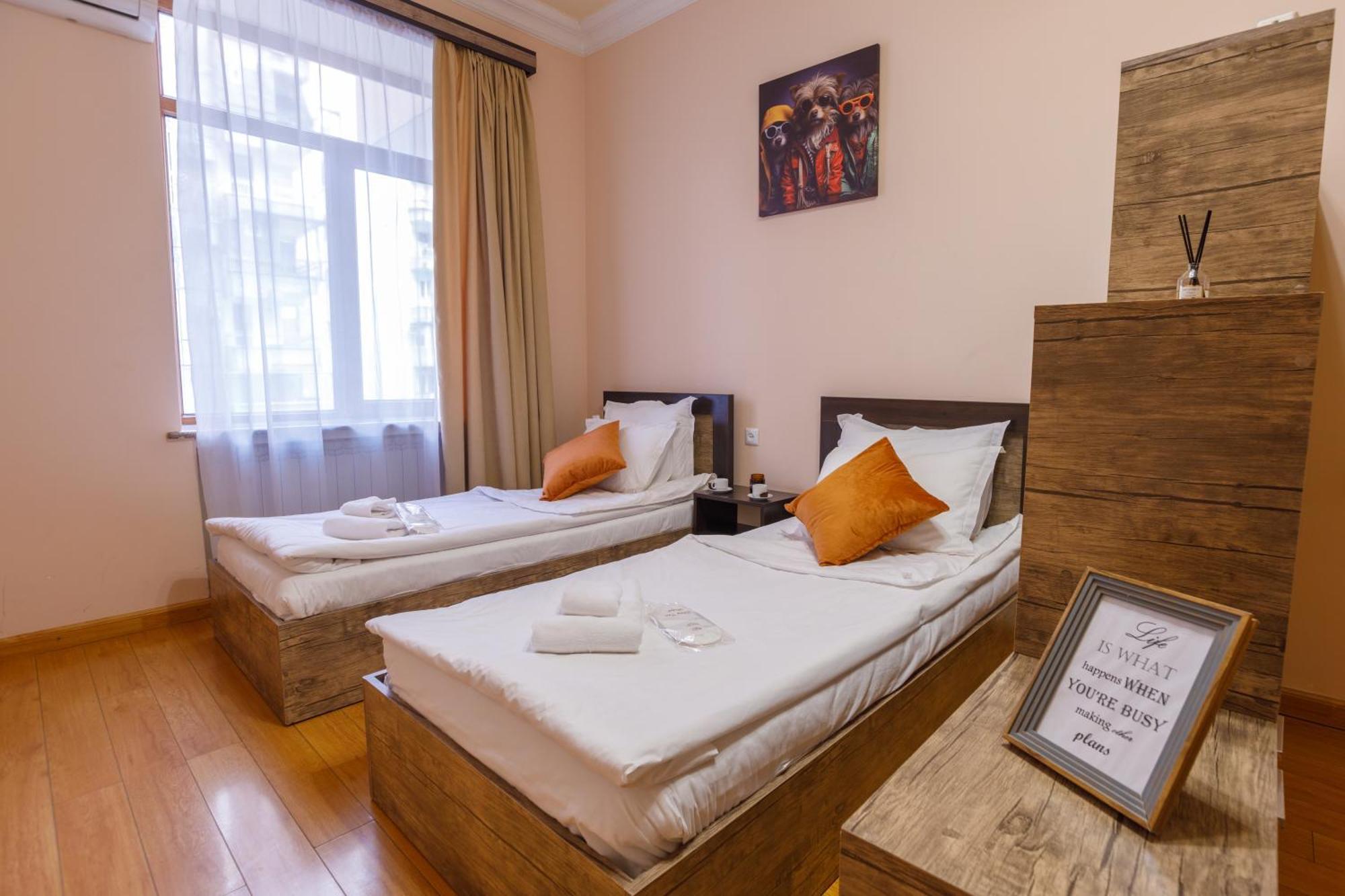 Stay Inn Apartments At Yekmalyan Street 耶烈万 外观 照片